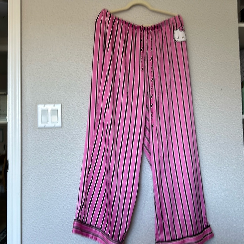 Plus Size Hello Kitty & Friends Shirt & Pants Pajama Set